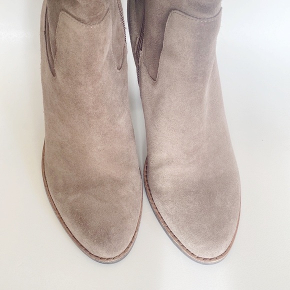 Vince Camuto Lorrey Suede Over The Knee Heeled Boots - Picture 3 of 9